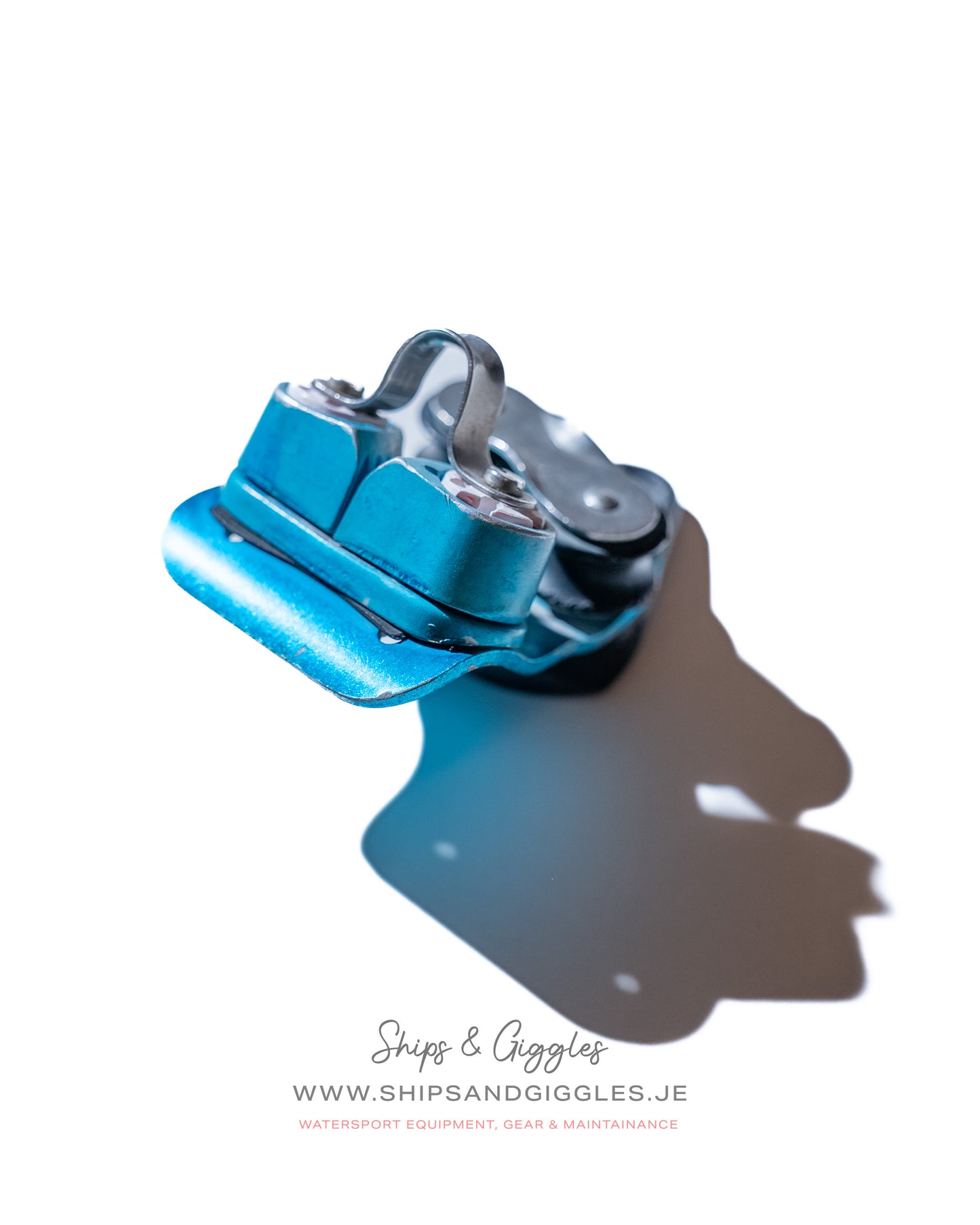 Swivel Cam Cleat - USED